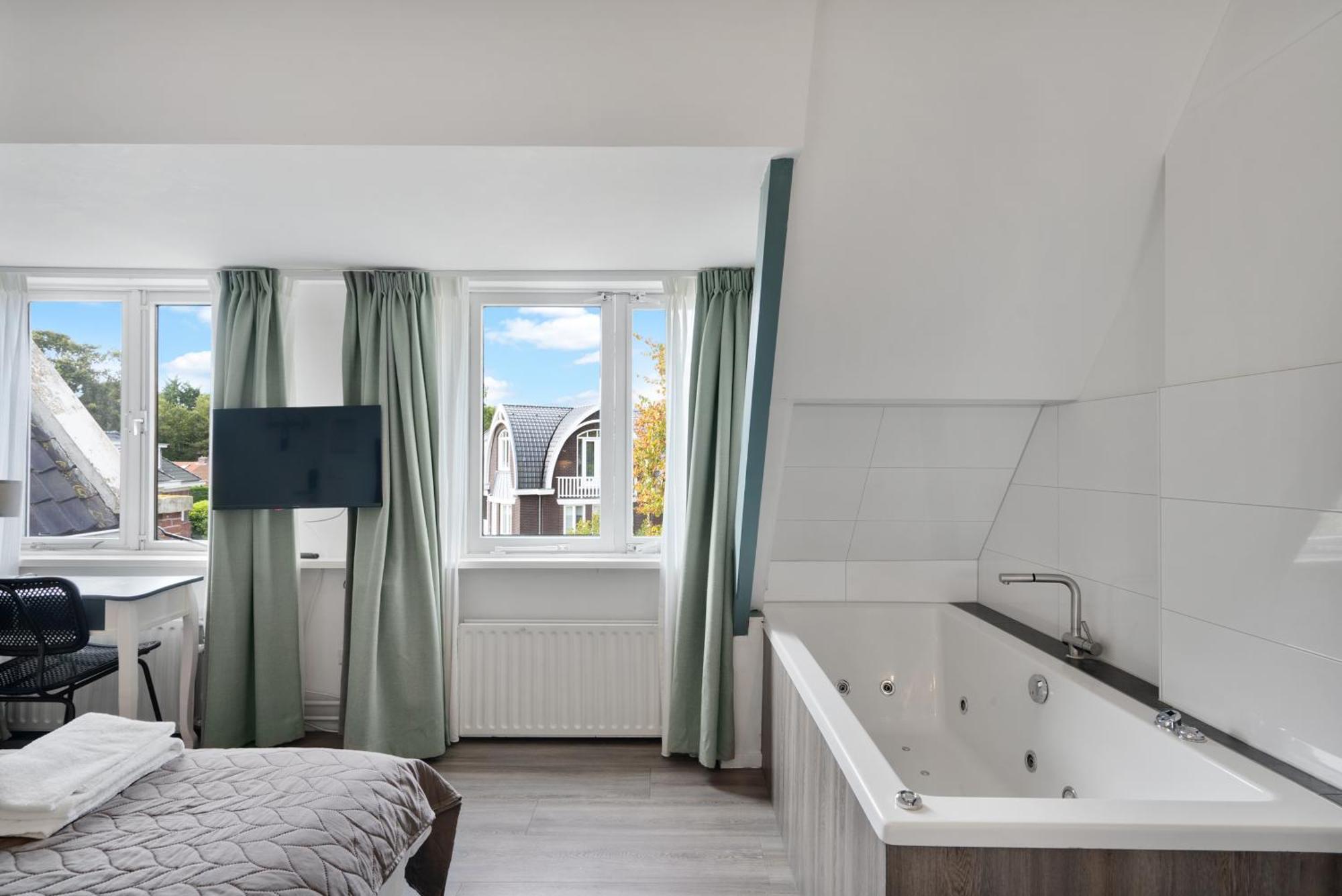 Dijkstra Hotels Bergen Esterno foto